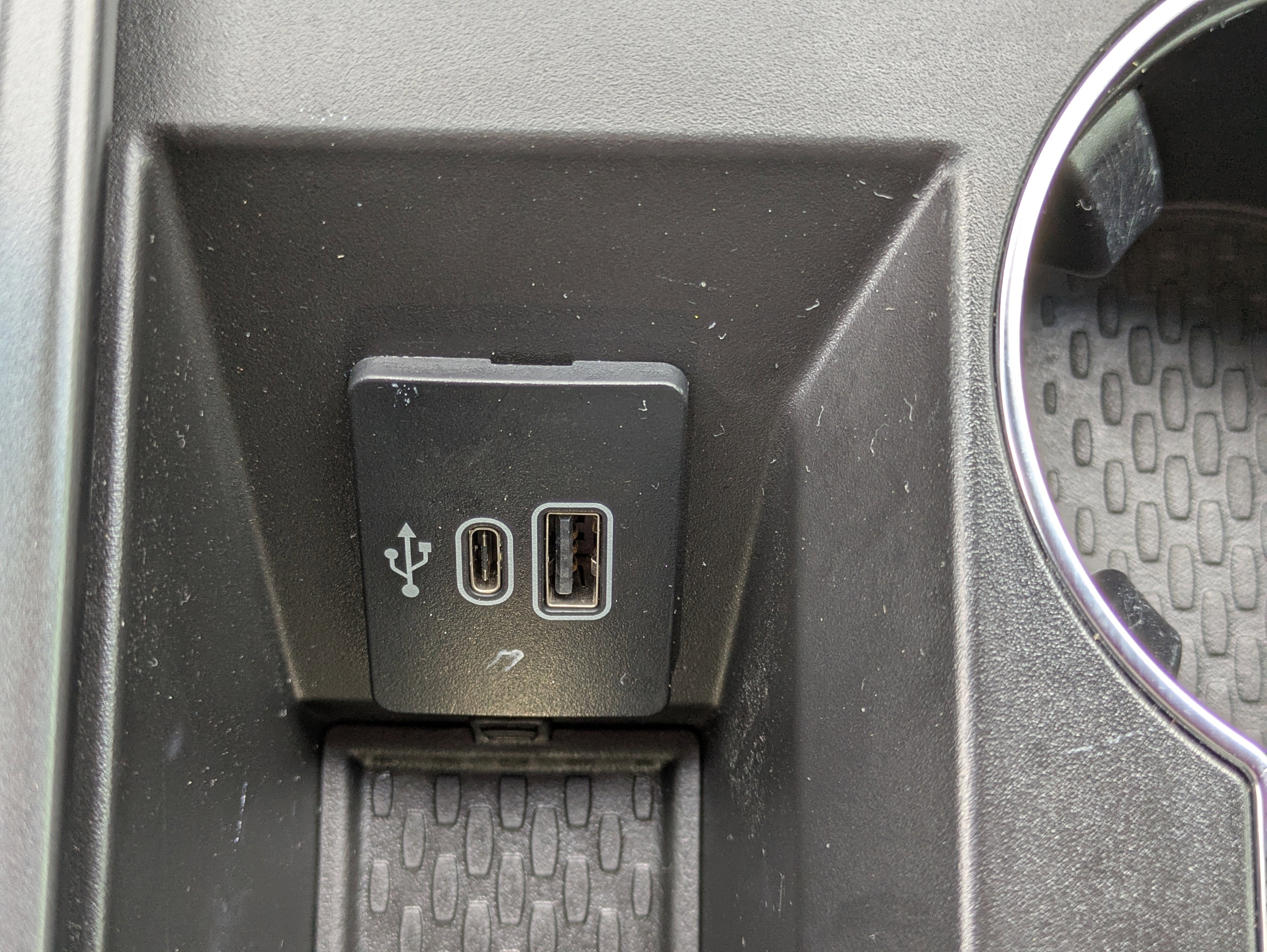 Used 2024 Lincoln Nautilus Reserve image 25