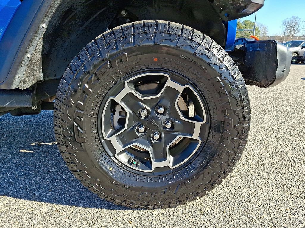 Used 2022 Jeep Gladiator Mojave w/ LED Lighting Group image 9