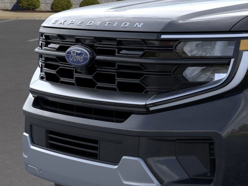 New 2026 Ford Expedition Max Platinum image 17