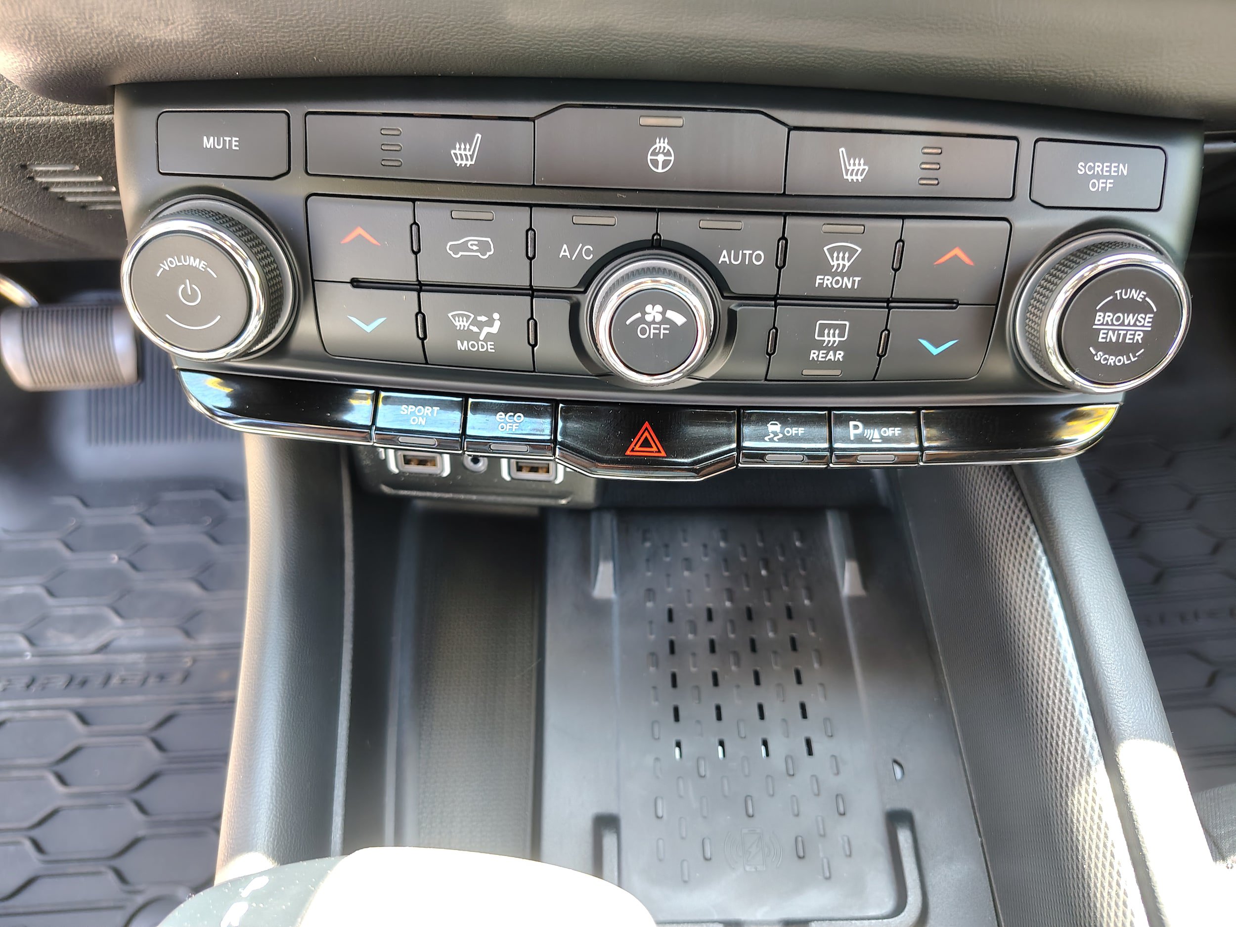 Certified 2026 Dodge Durango GT w/ Mopar All Weather Package AWD/4WD image 35