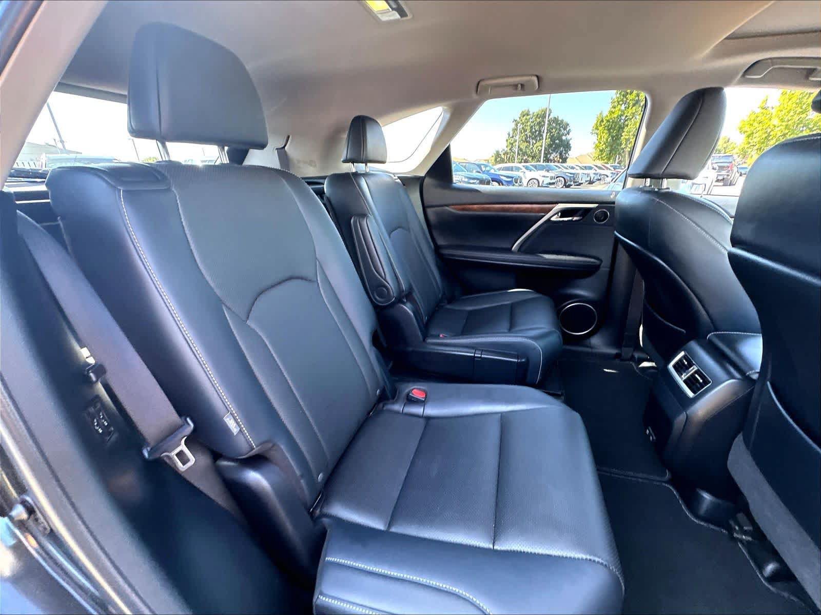 Used 2021 Lexus RX 350L Premium w/ Premium Package AWD/4WD image 25