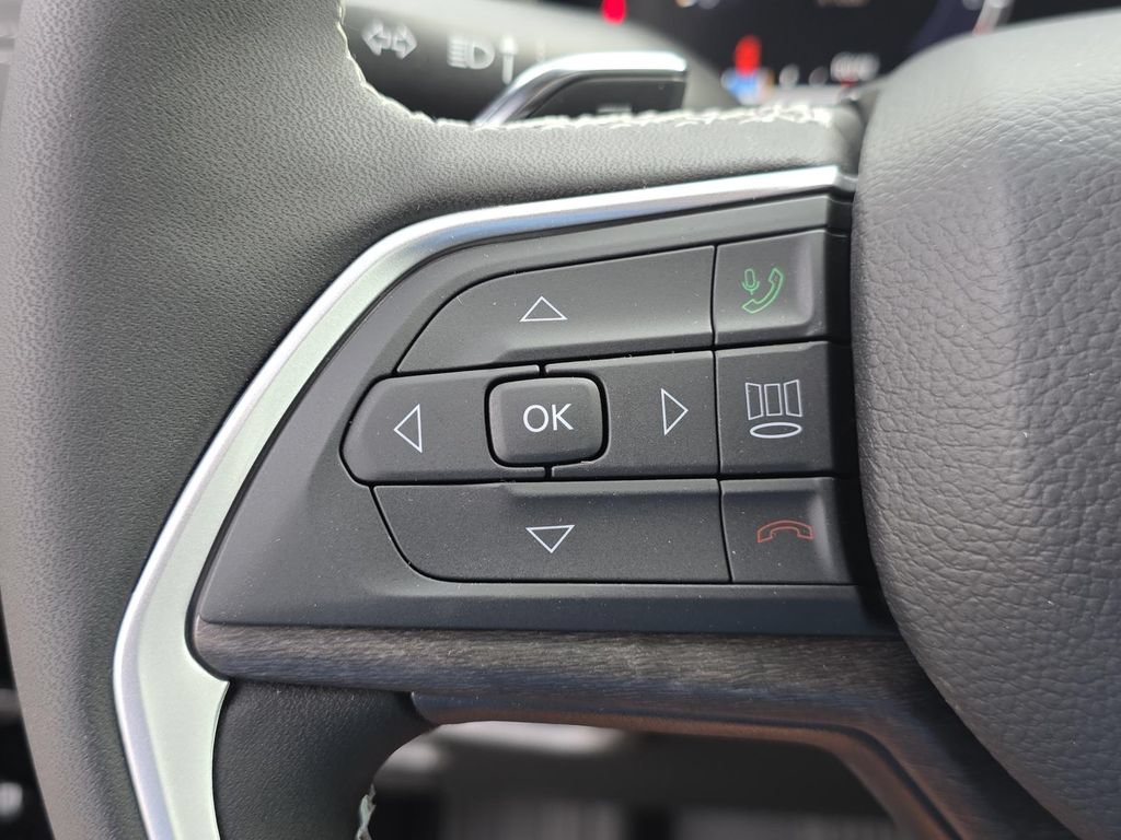 New 2026 Jeep Grand Cherokee Altitude RWD image 28