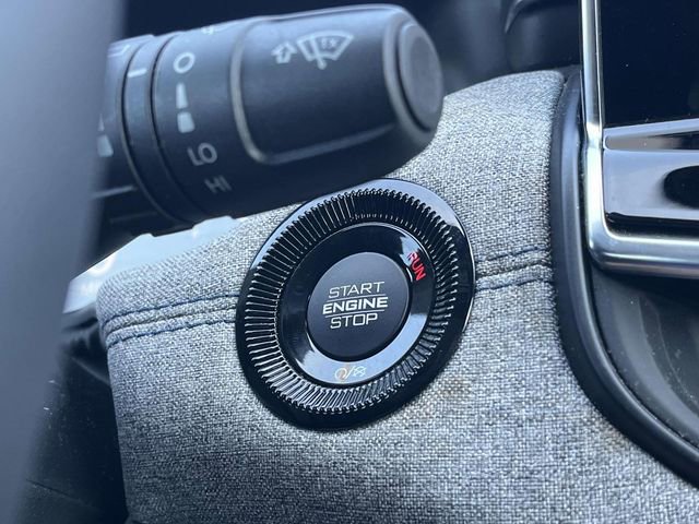 Used 2024 Jeep Compass Latitude image 37