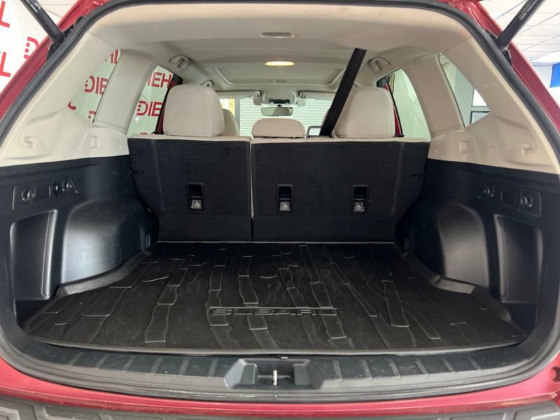 Used 2019 Subaru Forester Premium AWD/4WD image 8