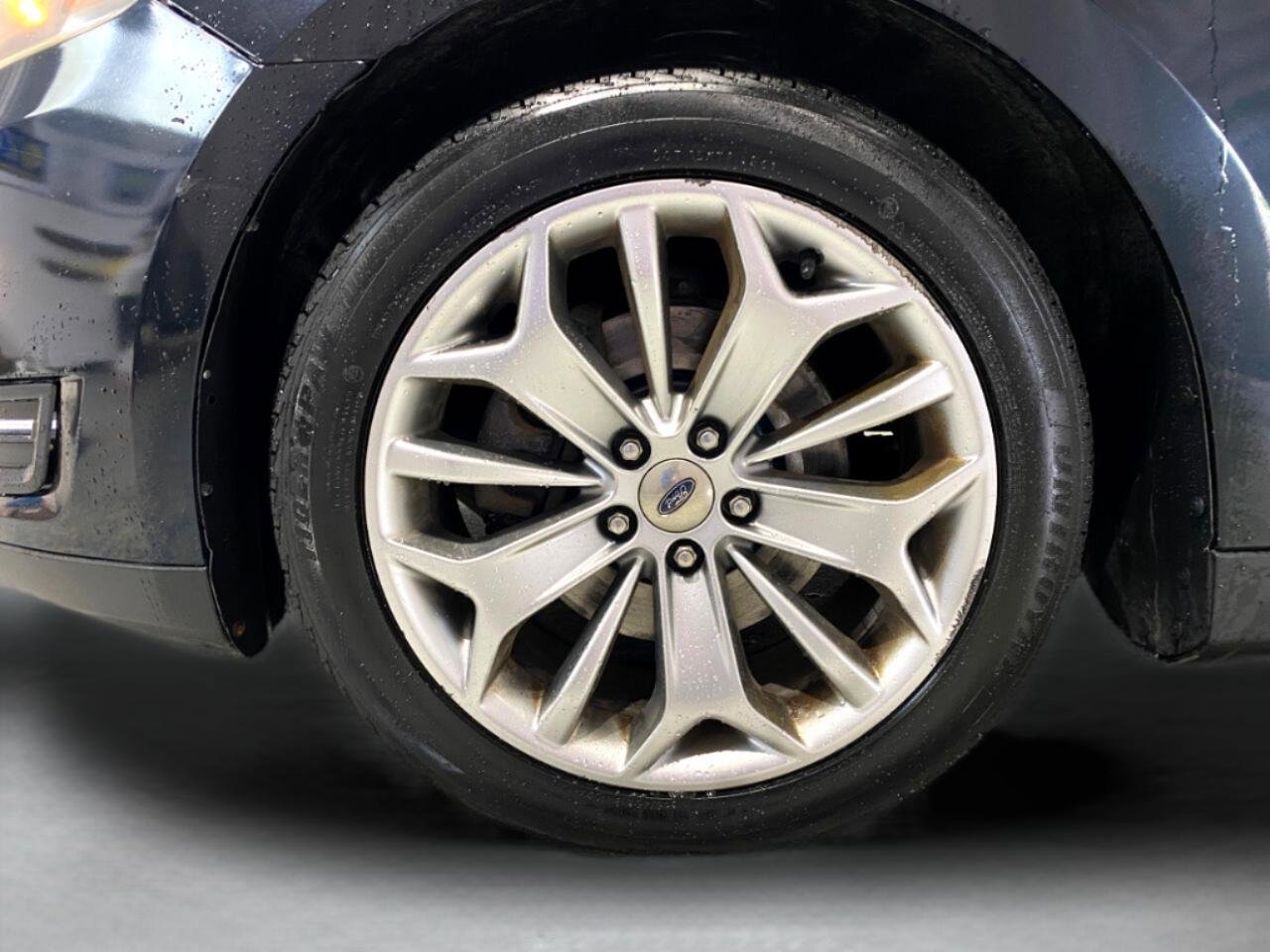 Used 2014 Ford Taurus Limited image 7