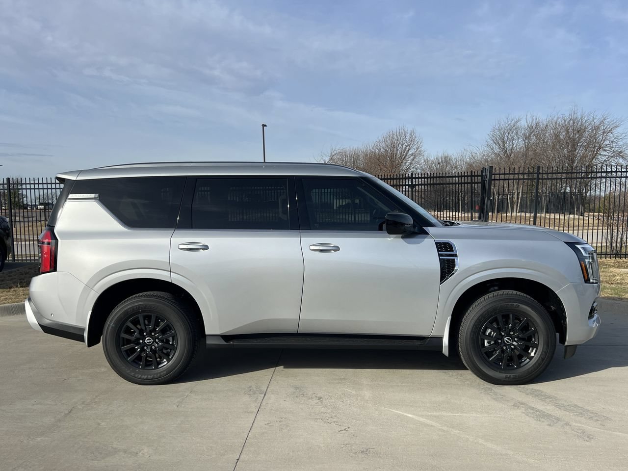Certified 2026 Nissan Armada SV RWD image 3