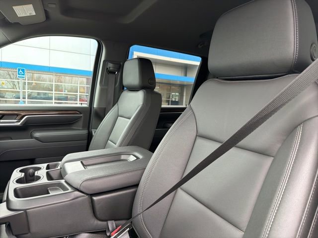 Used 2025 Chevrolet Silverado 2500 LT w/ Trail Boss Package image 10
