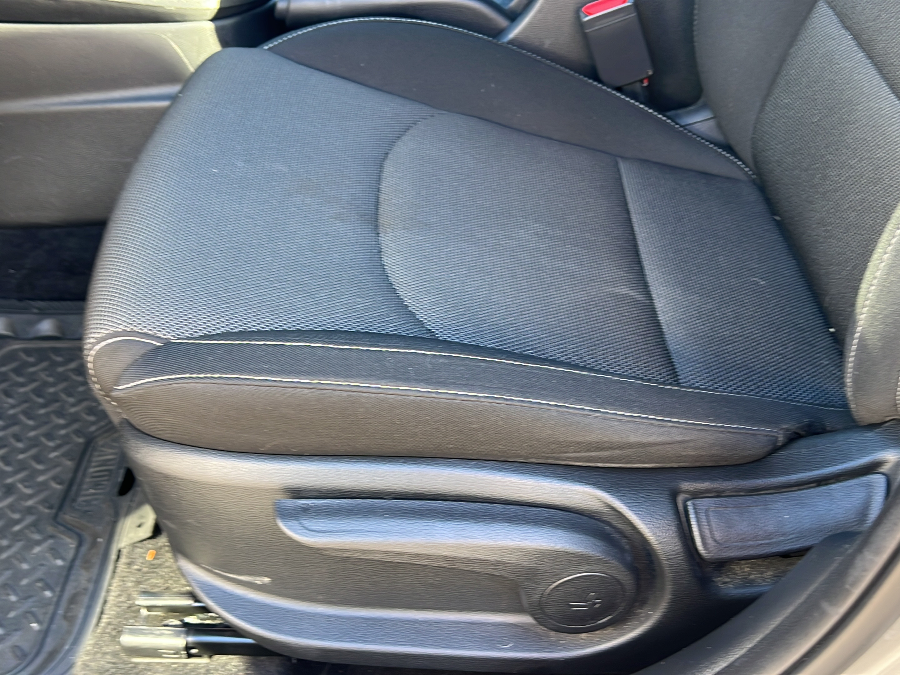 Certified 2023 Kia Forte LXS w/ LXS Technology Package FWD image 13