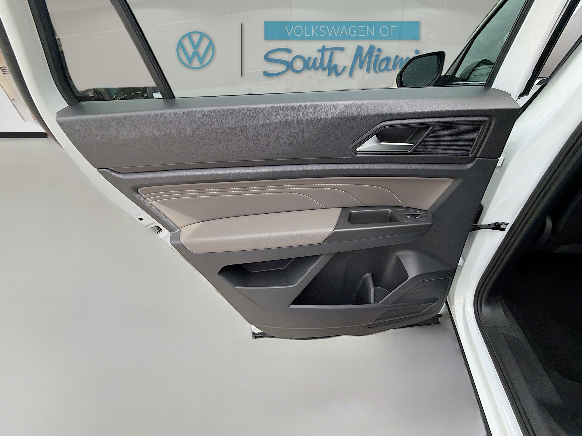 Certified 2022 Volkswagen Atlas Cross Sport SE image 25