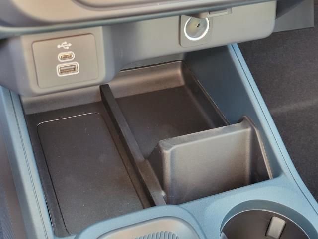 New 2025 Ford Maverick XL w/ Equipment Group 101A image 33