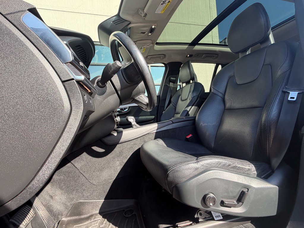 Used 2016 Volvo XC90 T6 Momentum w/ Protection Package Plus AWD/4WD image 7