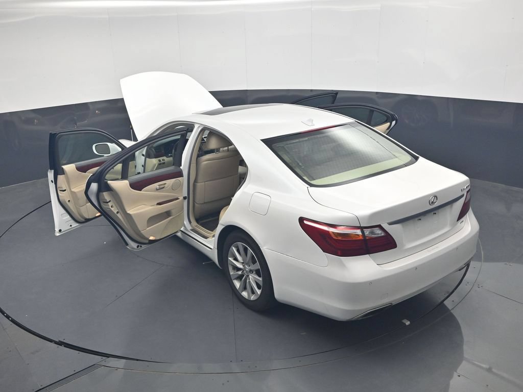 Used 2011 Lexus LS 460 AWD w/ Comfort Pkg image 37
