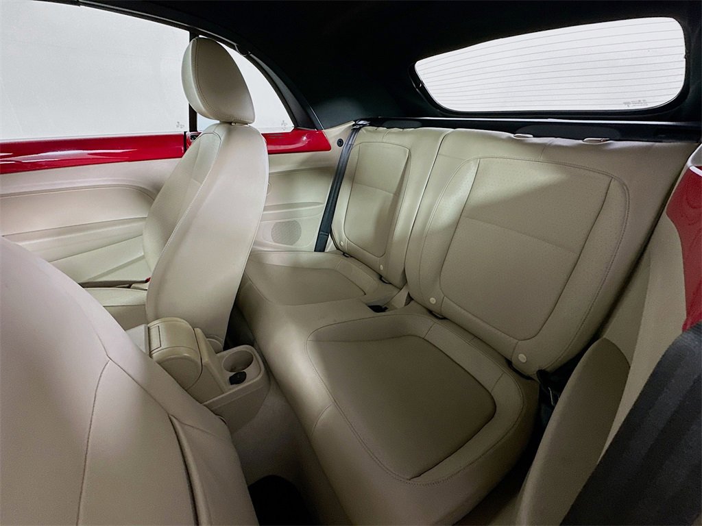 Used 2015 Volkswagen Beetle 1.8T image 17