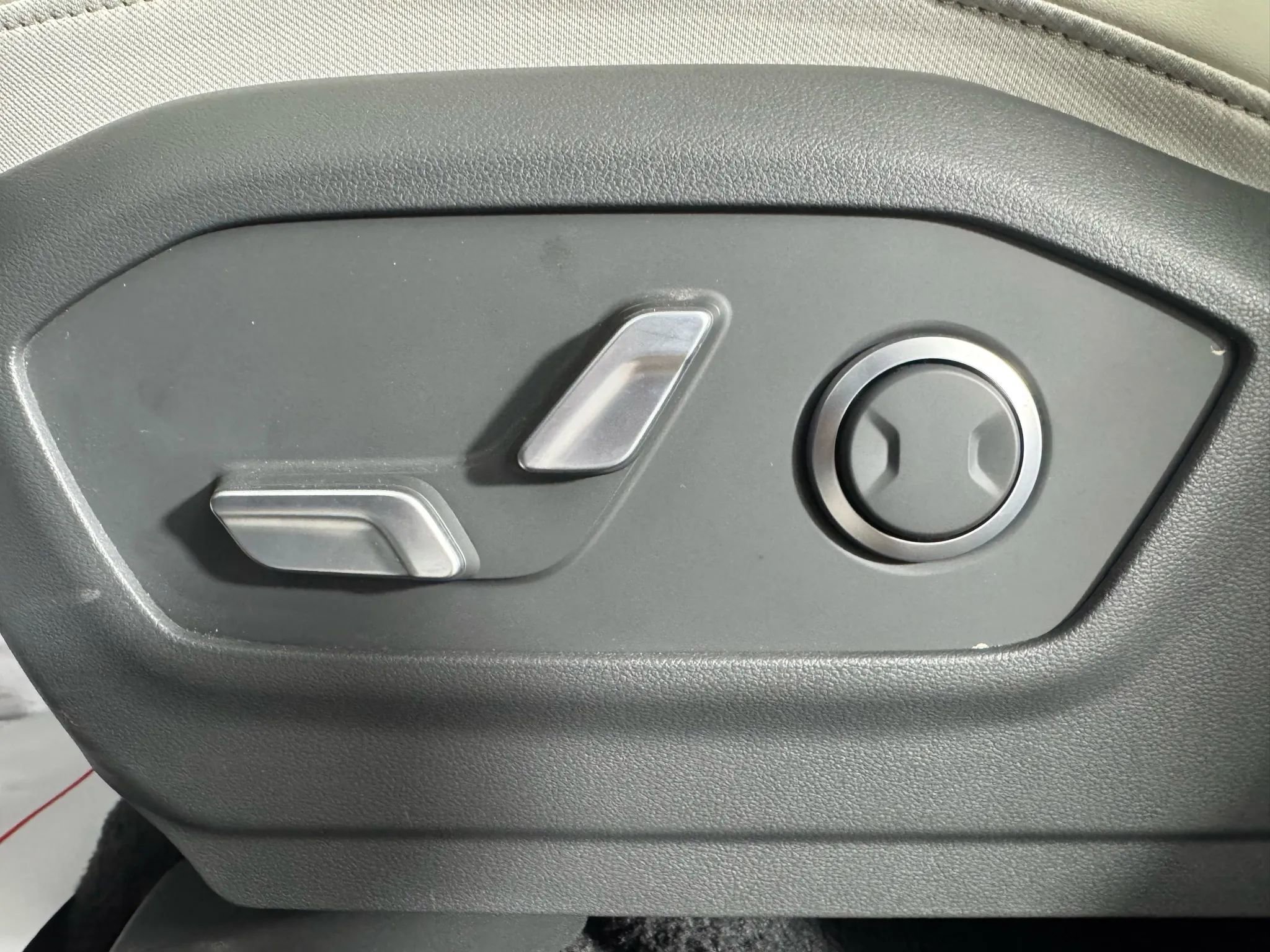 Used 2026 Hyundai Santa Fe SEL image 34