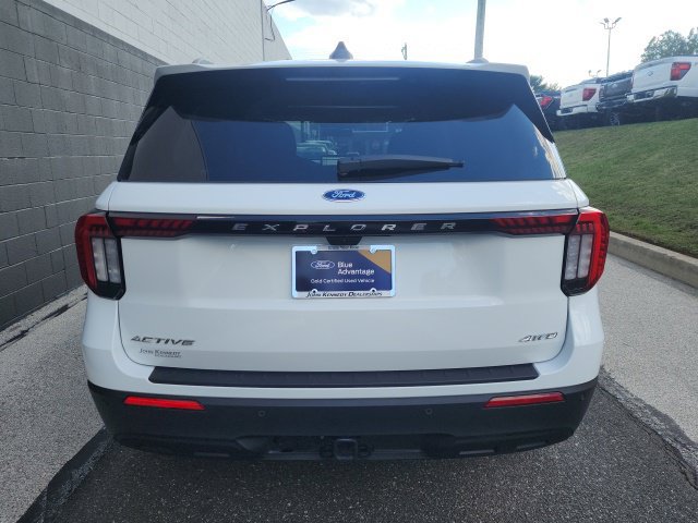 Certified 2025 Ford Explorer Active AWD/4WD image 5