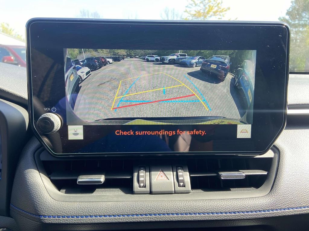 Used 2025 Toyota RAV4 XSE AWD/4WD image 26