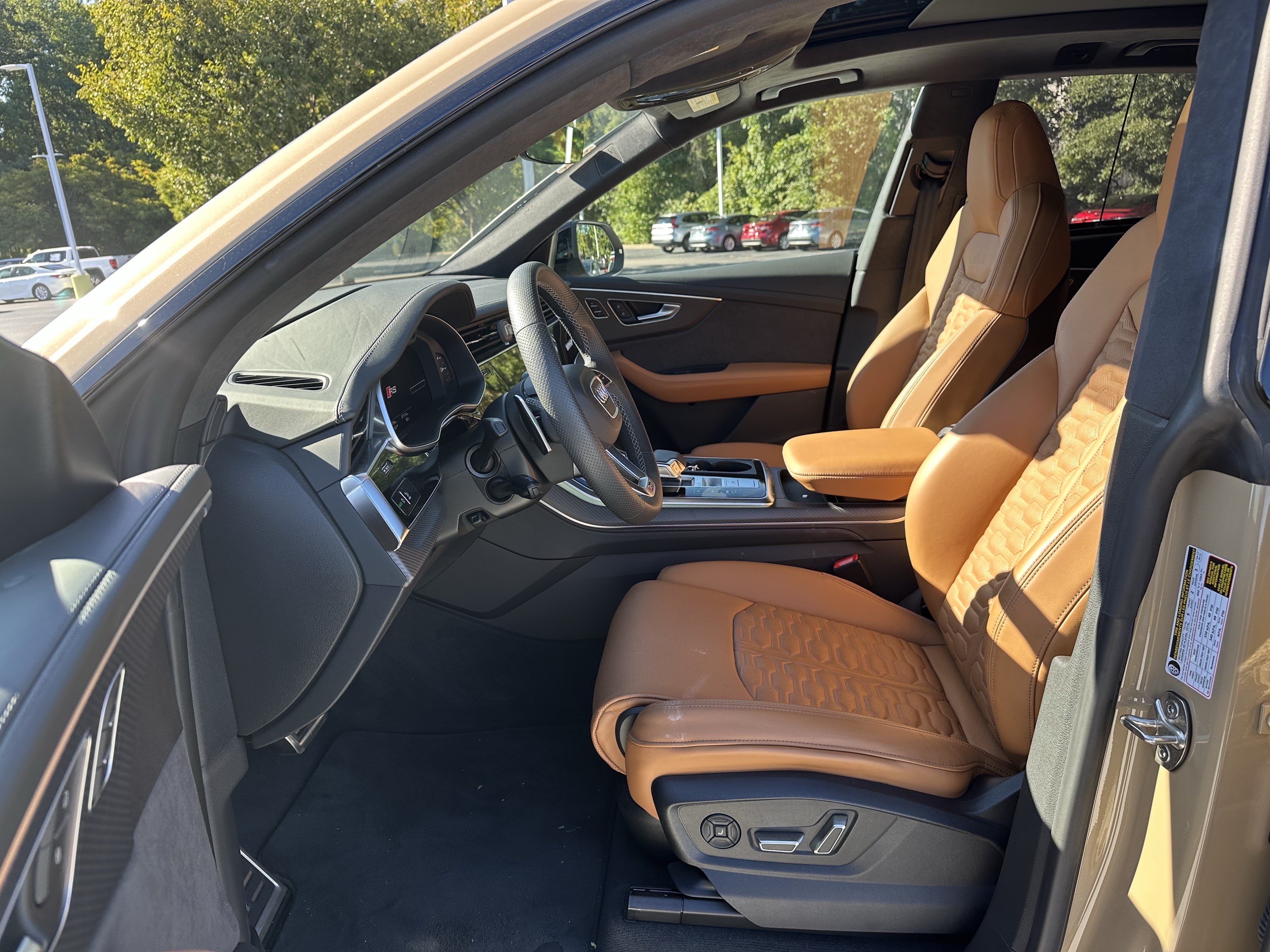 Used 2025 Audi RS Q8 performance AWD/4WD image 16