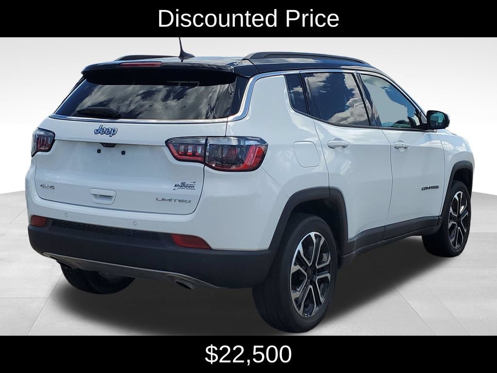 Used 2023 Jeep Compass Limited w/ Sun and Sound Group AWD/4WD image 3