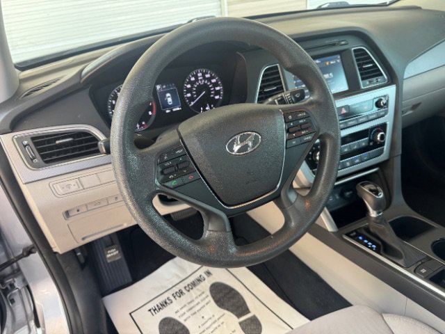 Used 2017 Hyundai Sonata ECO FWD image 13