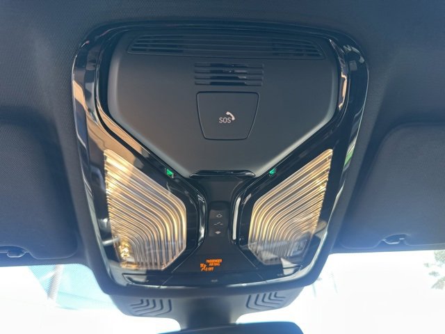 Used 2022 BMW 530i xDrive w/ Premium Package image 29