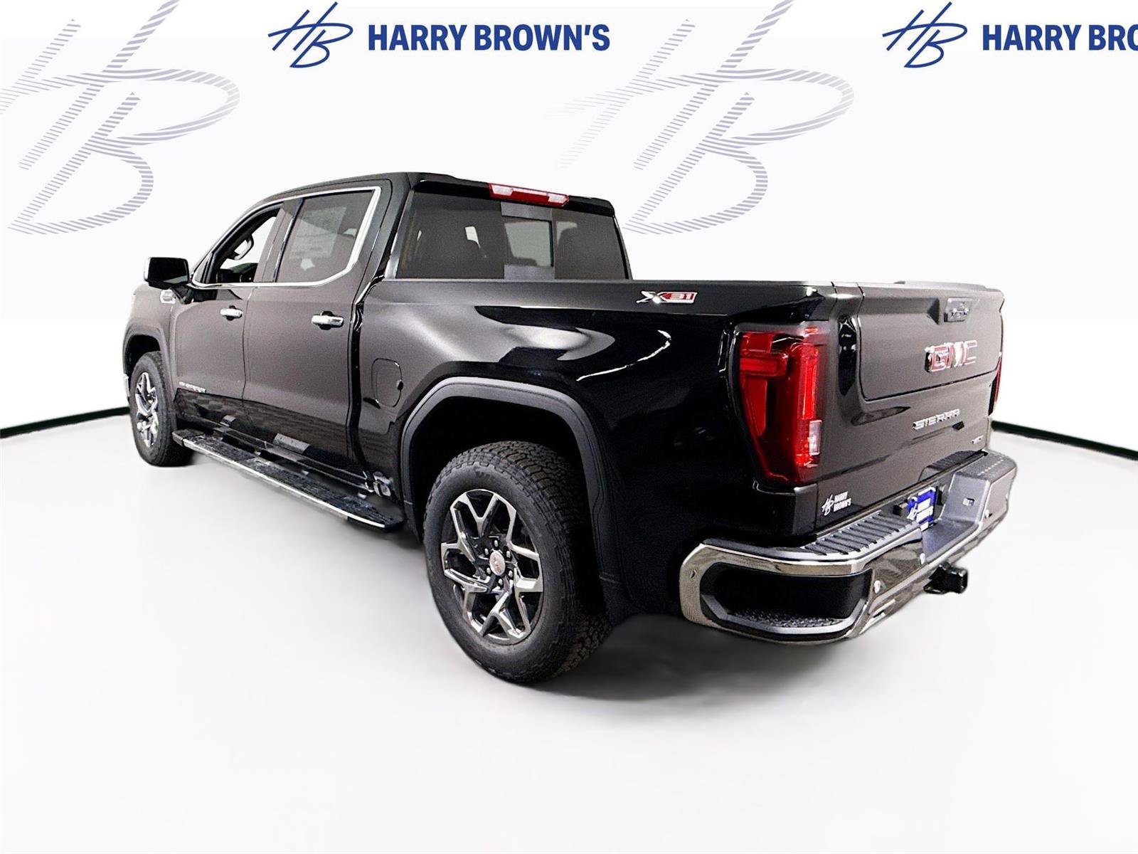 New 2026 GMC Sierra 1500 SLT w/ SLT Premium Plus Package AWD/4WD image 32