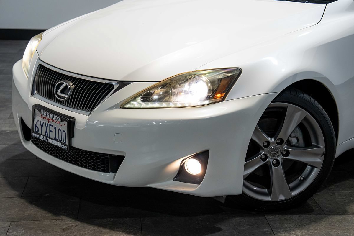 Used 2013 Lexus IS 250 w/ Premium Pkg Value Edition RWD image 23