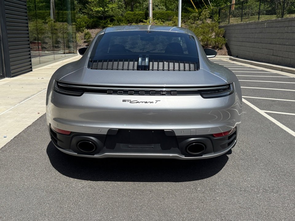 Certified 2024 Porsche 911 Carrera T RWD image 6
