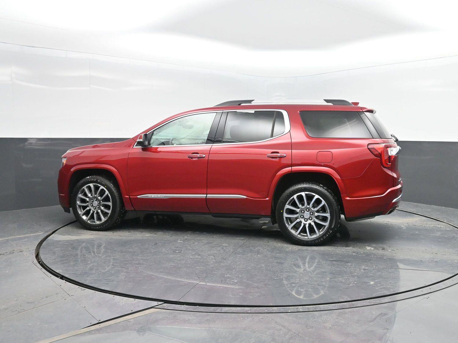 Used 2023 GMC Acadia Denali w/ Denali Ultimate Package image 46