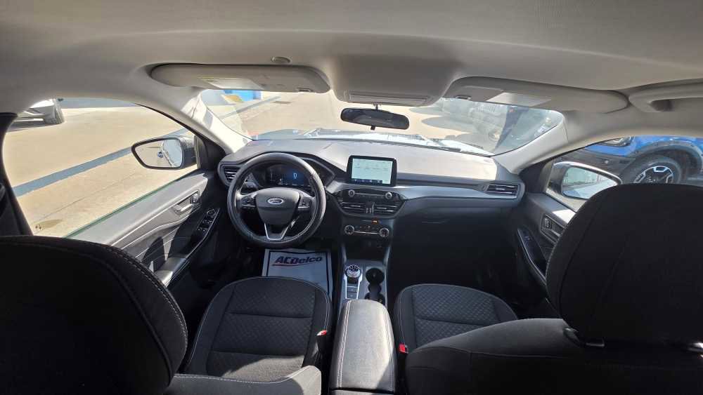 Used 2025 Ford Escape Active image 17