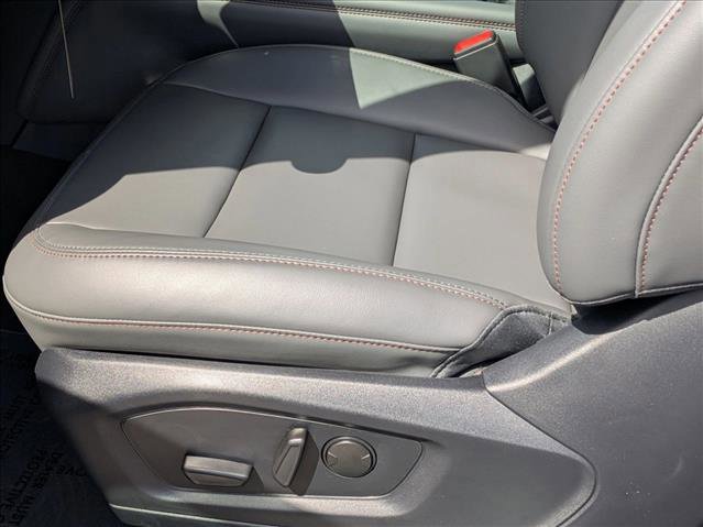 New 2026 Ford Explorer Active w/ Active Comfort Package image 4