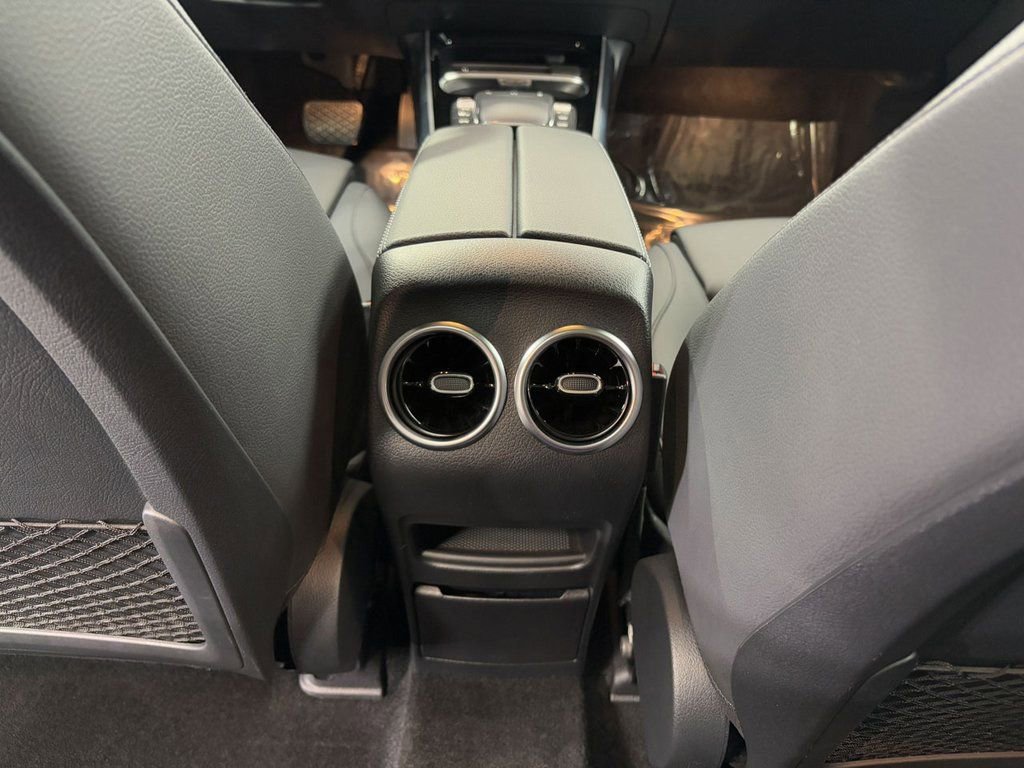 Used 2023 Mercedes-Benz EQB 300 4MATIC w/ Pinnacle Package image 27