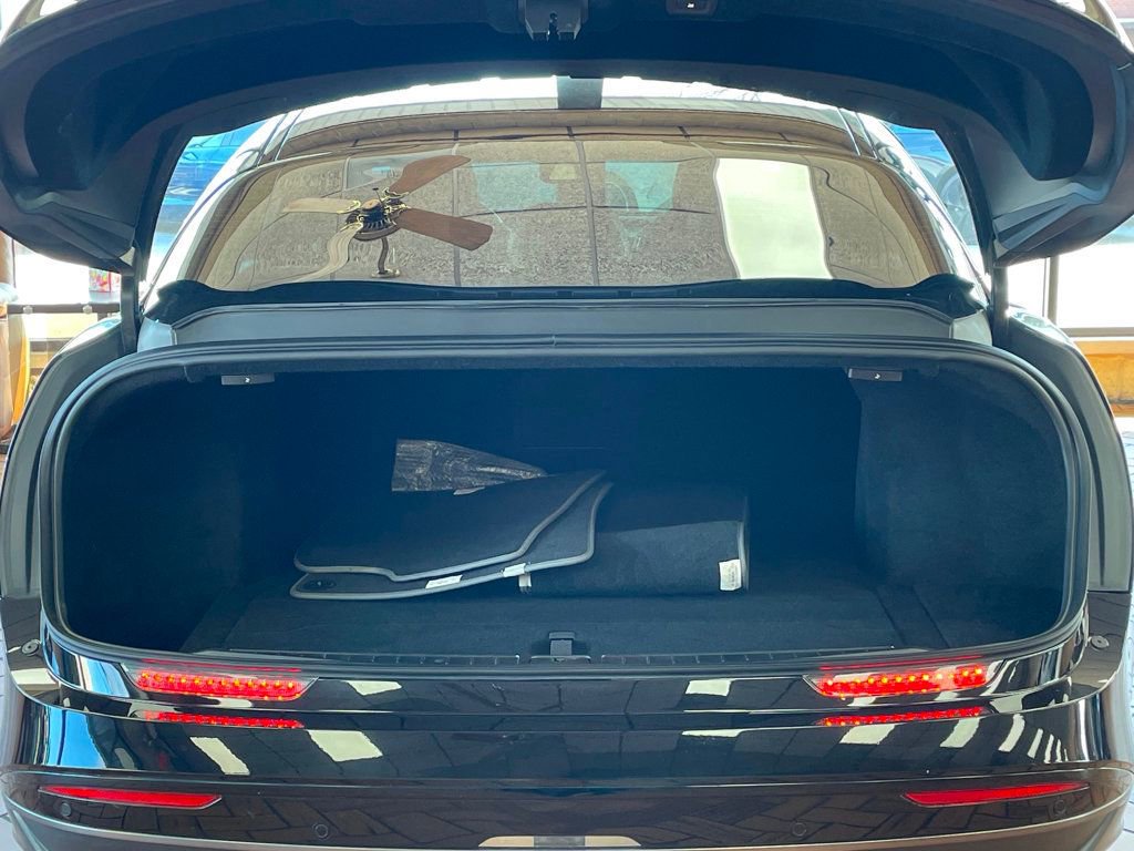 Used 2024 Lucid Air Touring image 20