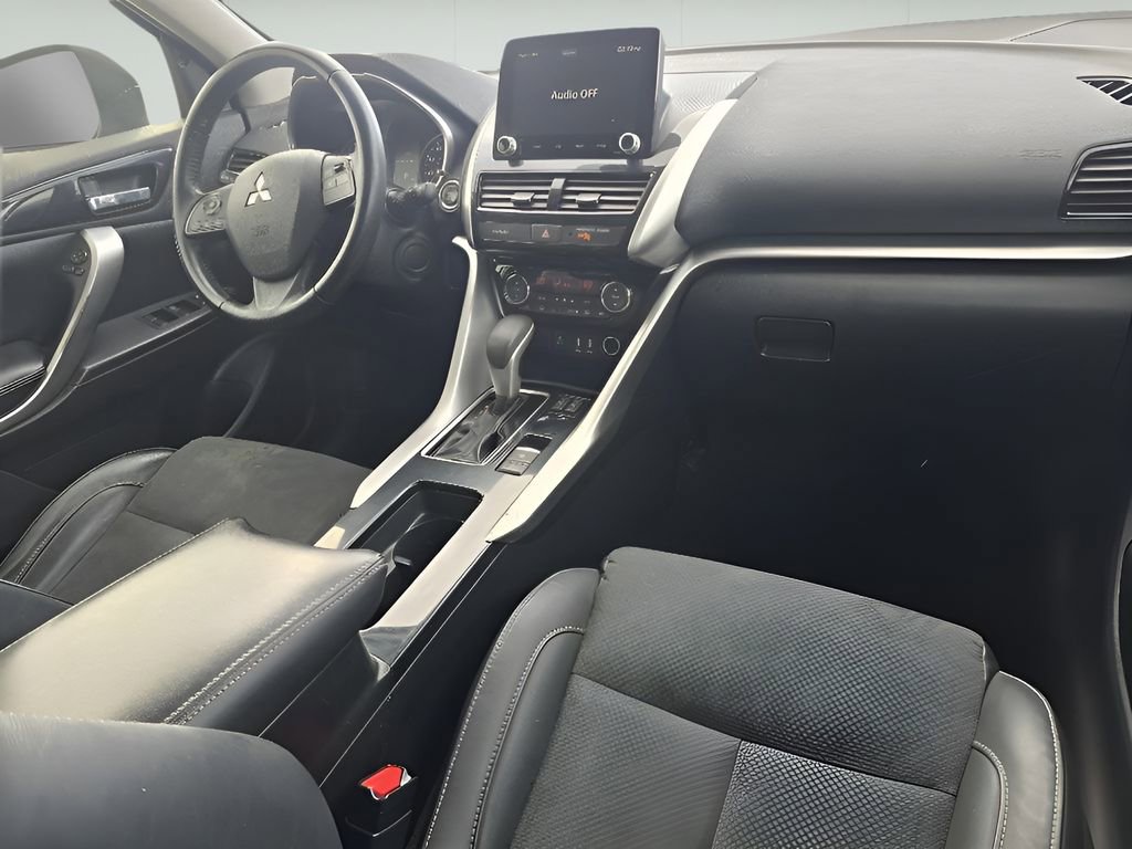 Used 2022 Mitsubishi Eclipse Cross SE image 26