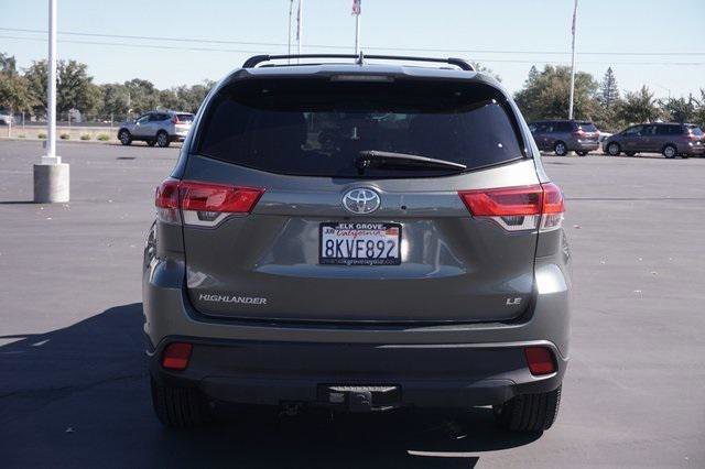 Certified 2019 Toyota Highlander Plus FWD image 12