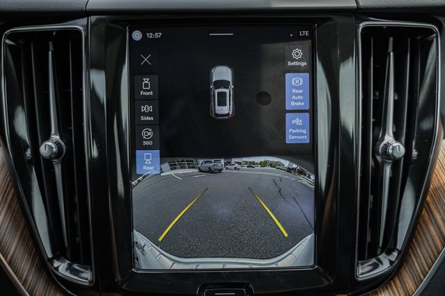 Certified 2023 Volvo XC60 B5 Plus w/ Climate Package AWD/4WD image 41