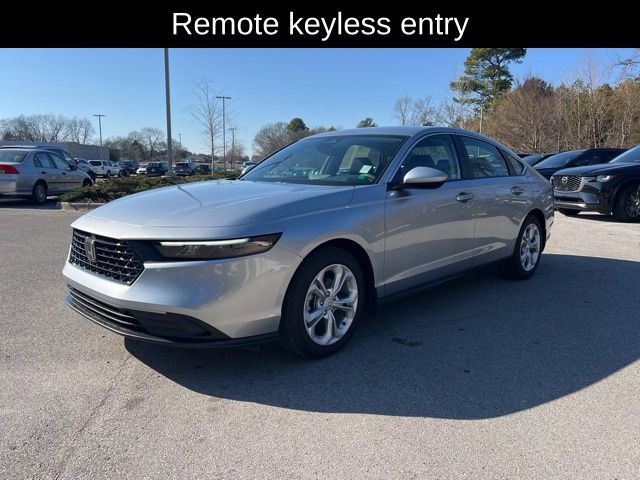 Used 2025 Honda Accord LX image 3