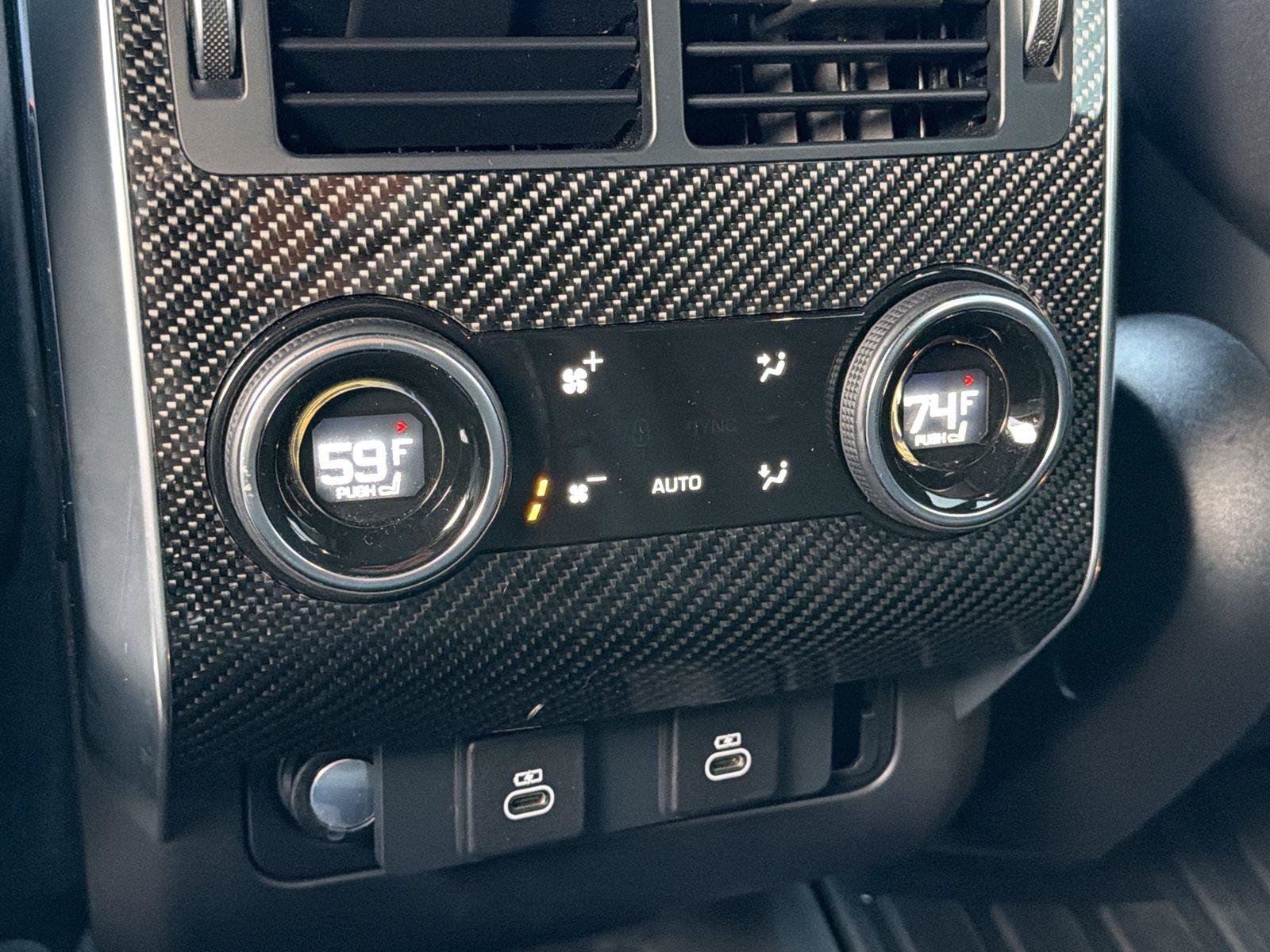 Used 2022 Land Rover Range Rover Sport SVR Carbon Edition AWD/4WD image 22