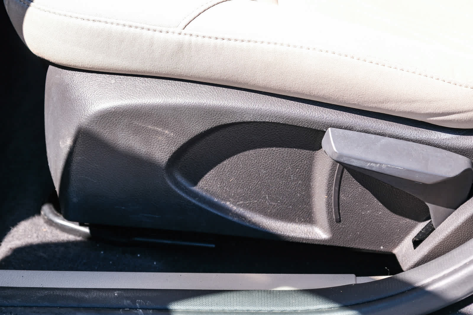 Used 2015 Ford Focus SE FWD image 24