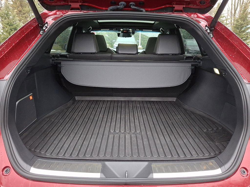 New 2024 Toyota Venza Limited AWD/4WD image 29