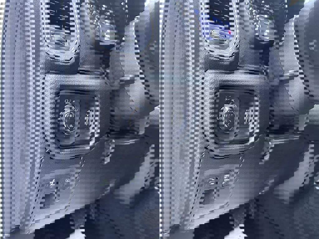 New 2026 RAM 1500 Classic Warlock image 14