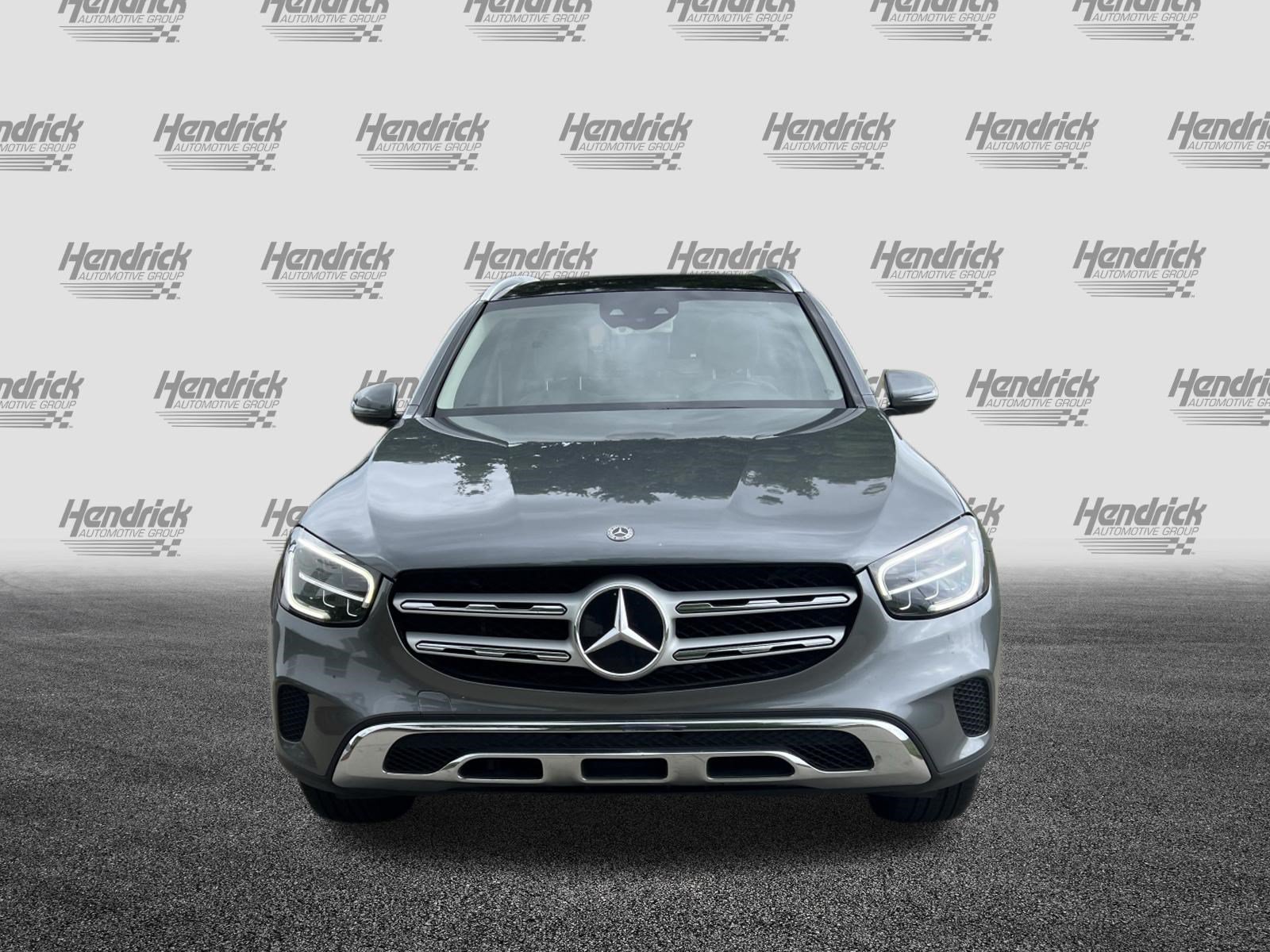 Used 2020 Mercedes-Benz GLC 300 4MATIC image 3