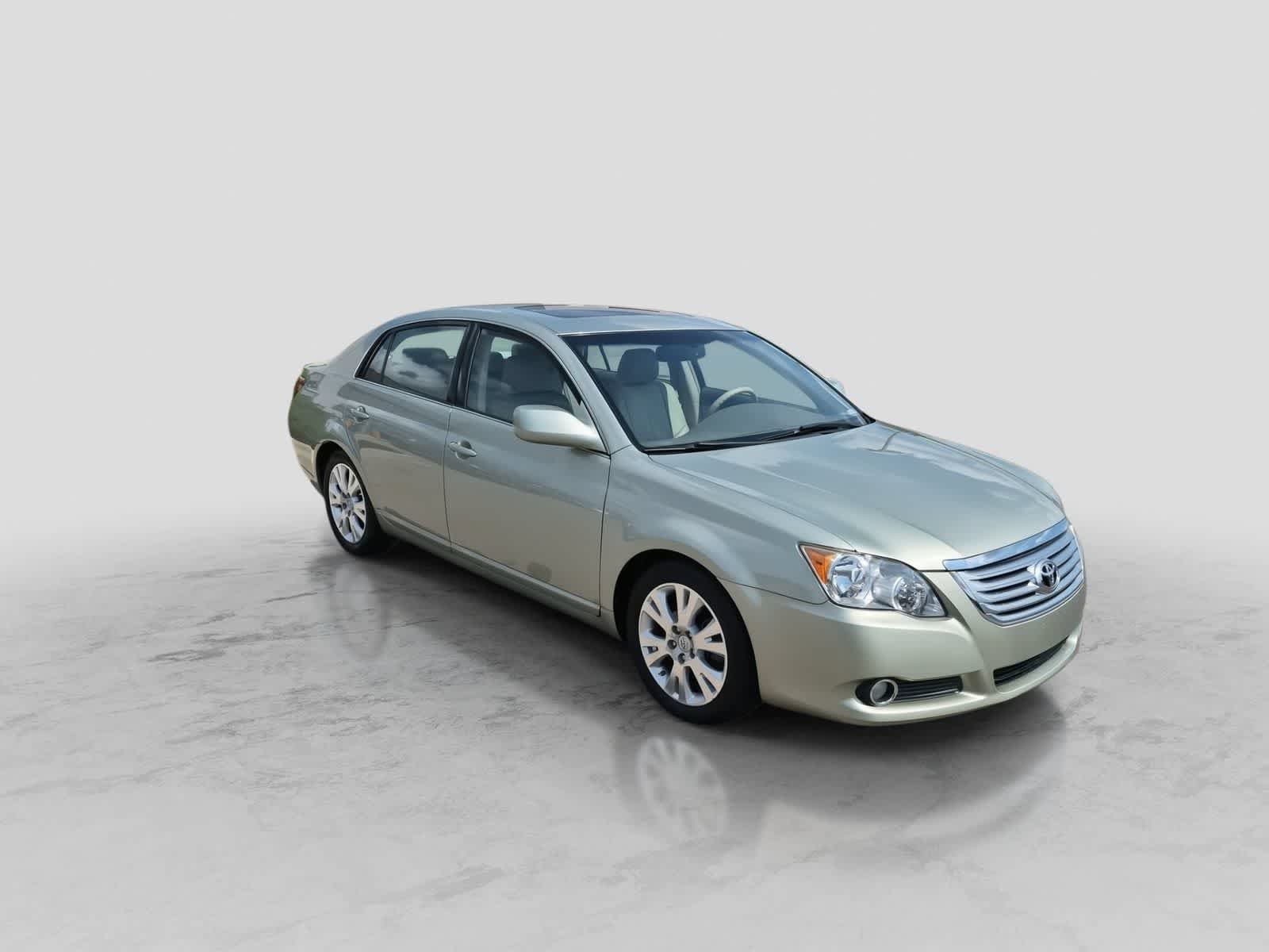 Used 2008 Toyota Avalon XLS FWD image 2