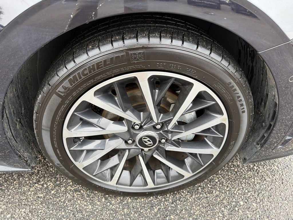 Used 2023 Hyundai Sonata Limited image 9