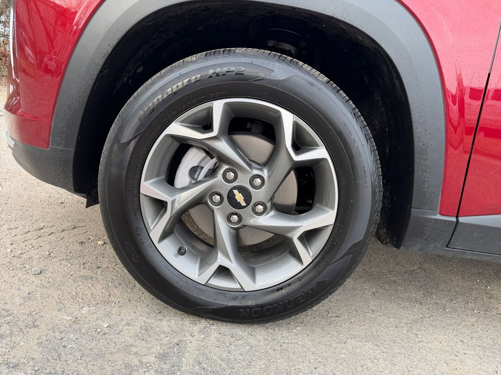 Used 2025 Chevrolet Trax LT image 28