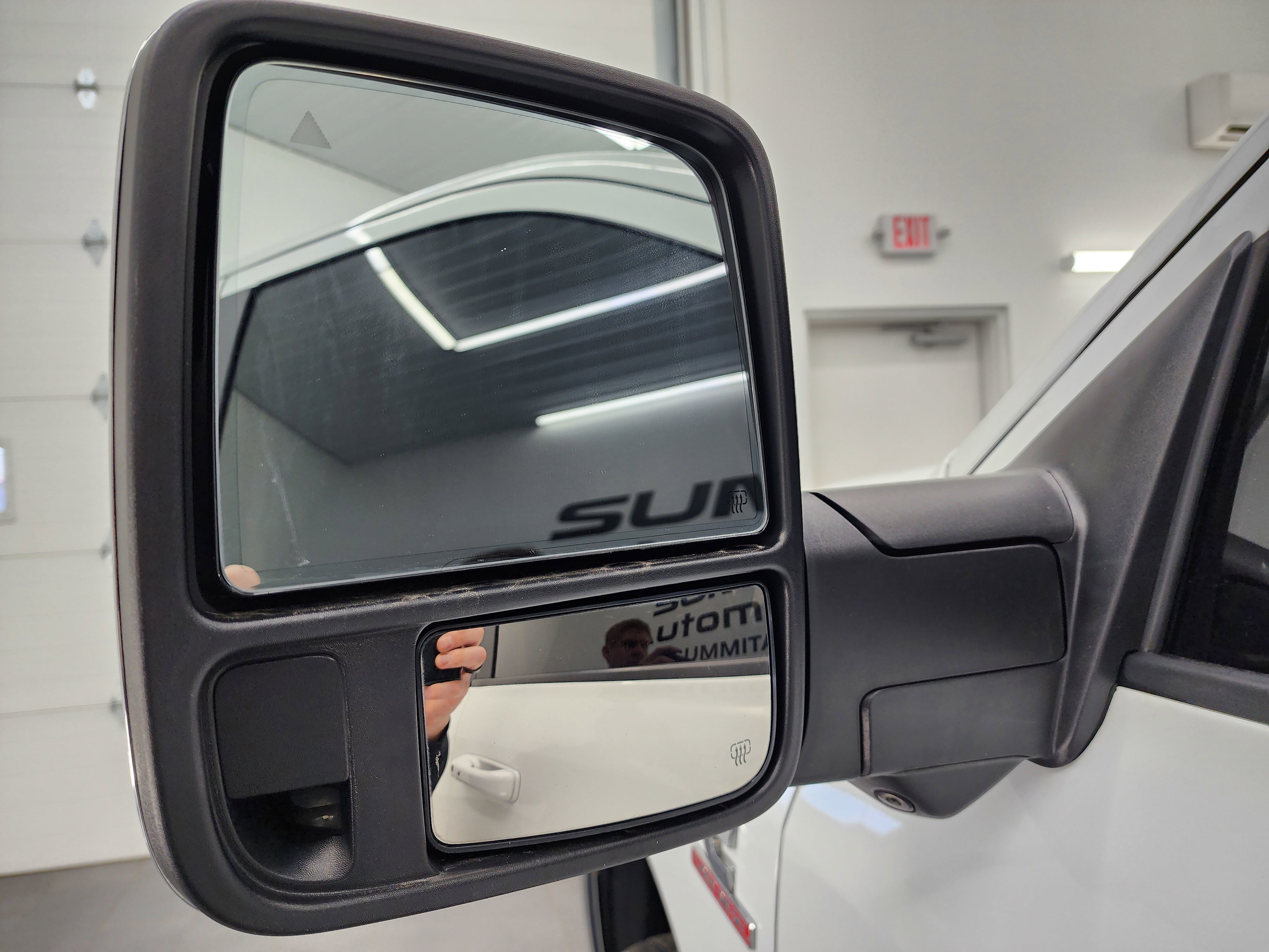 Used 2023 RAM 3500 Laramie image 39