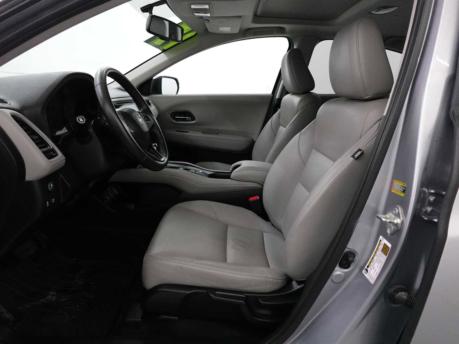 Used 2017 Honda HR-V EX-L image 12