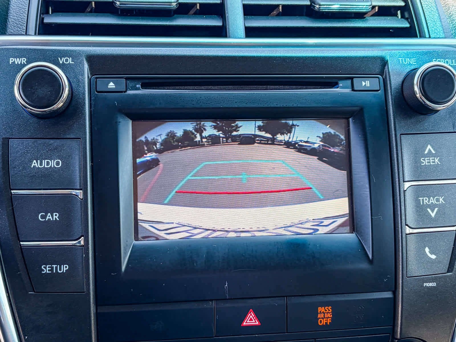 Used 2015 Toyota Camry SE FWD image 23