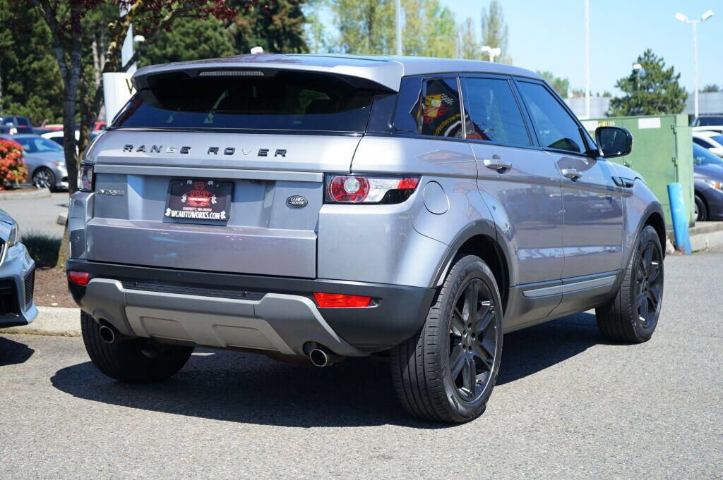Used 2013 Land Rover Range Rover Evoque Pure Plus AWD/4WD image 5
