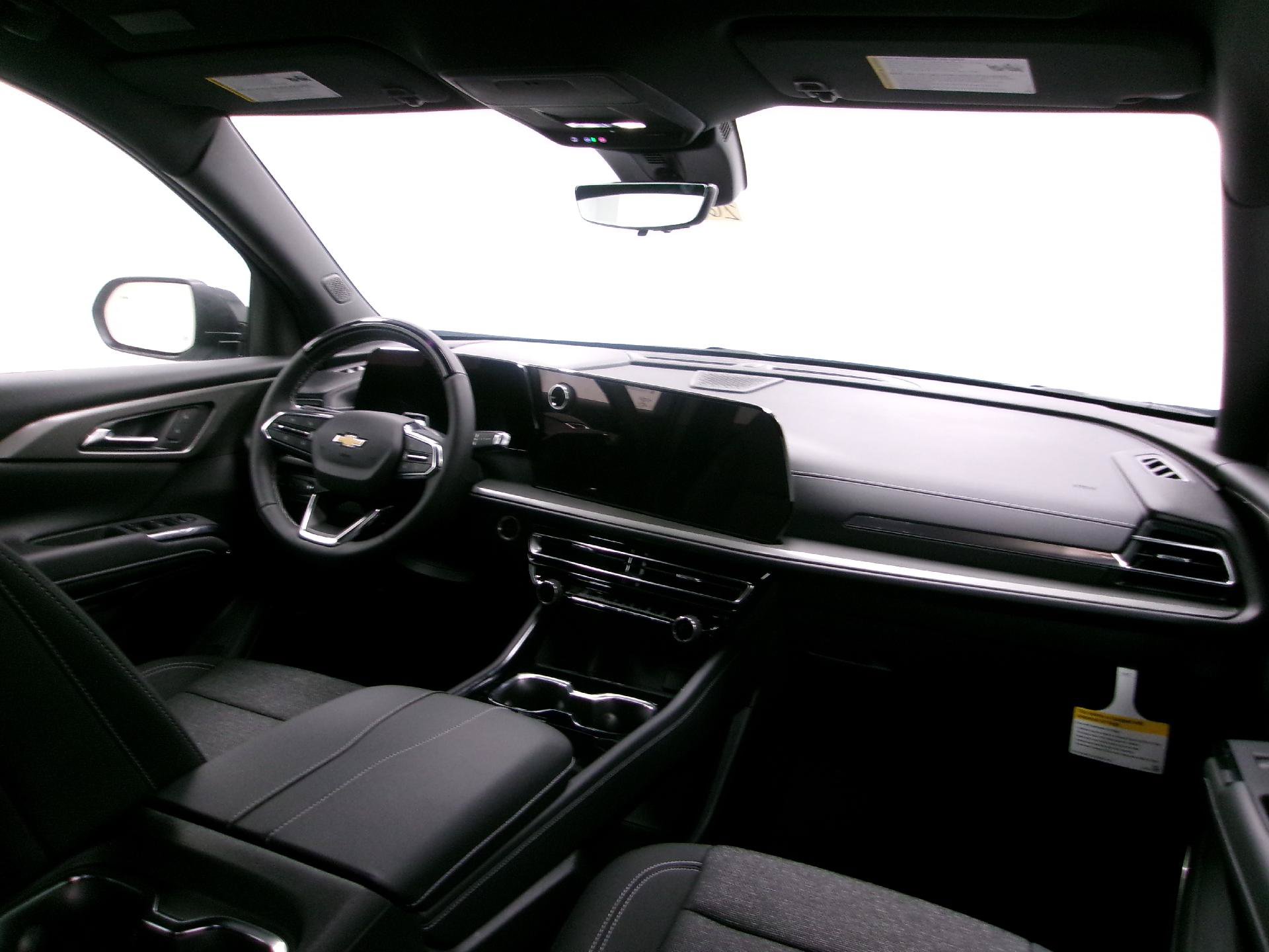 New 2026 Chevrolet Traverse LT w/ Enhanced Driving Package FWD image 18