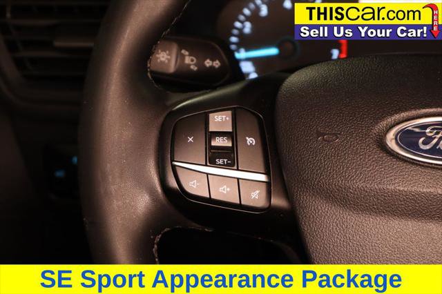 Used 2022 Ford Escape SE w/ SE Sport Appearance Package image 12